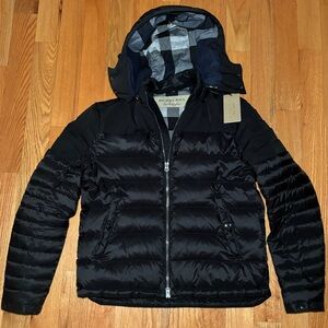 Burberry Down Filled ‘Farrier’ Black Puffer Jacket 🔥